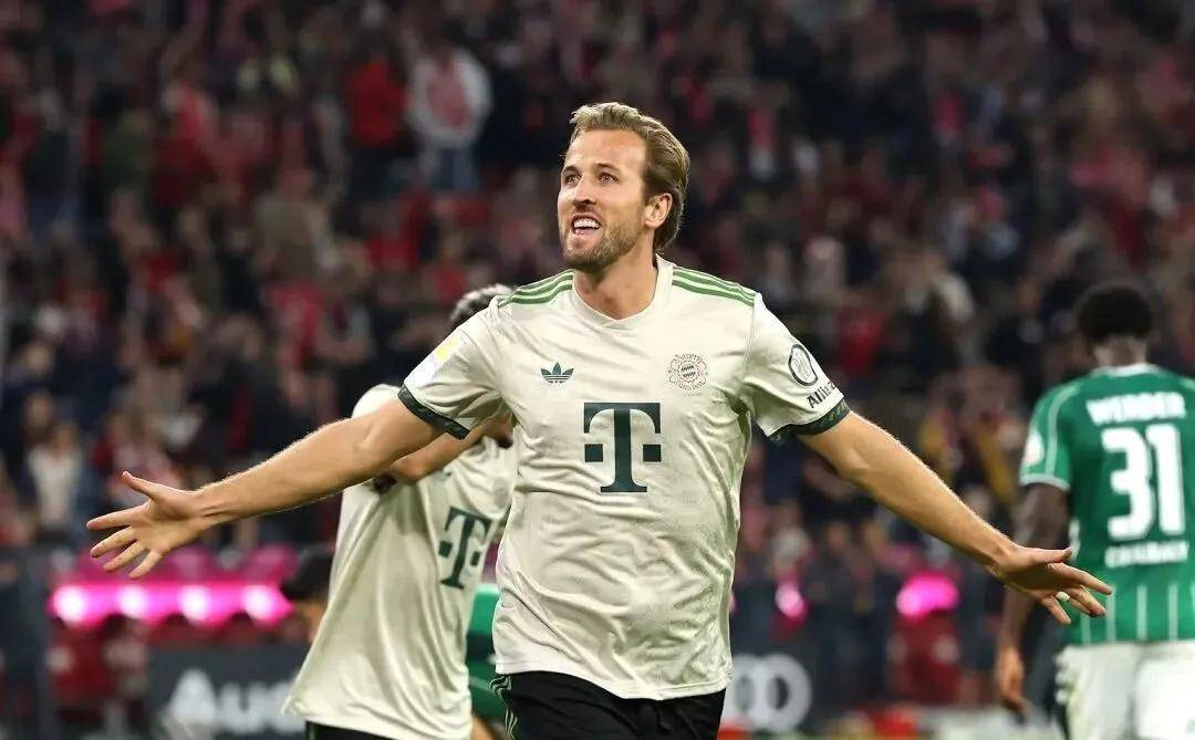 凯恩连续十场比赛得分超过比赛局势复杂,澳大利亚队不断突破!赛场气氛高涨(lol历届s赛冠军一览表) 凯恩连续十场比赛得分超过比赛局势复杂,澳大利亚队不断突破!赛场气氛高涨(lol历届s赛冠军一览表)