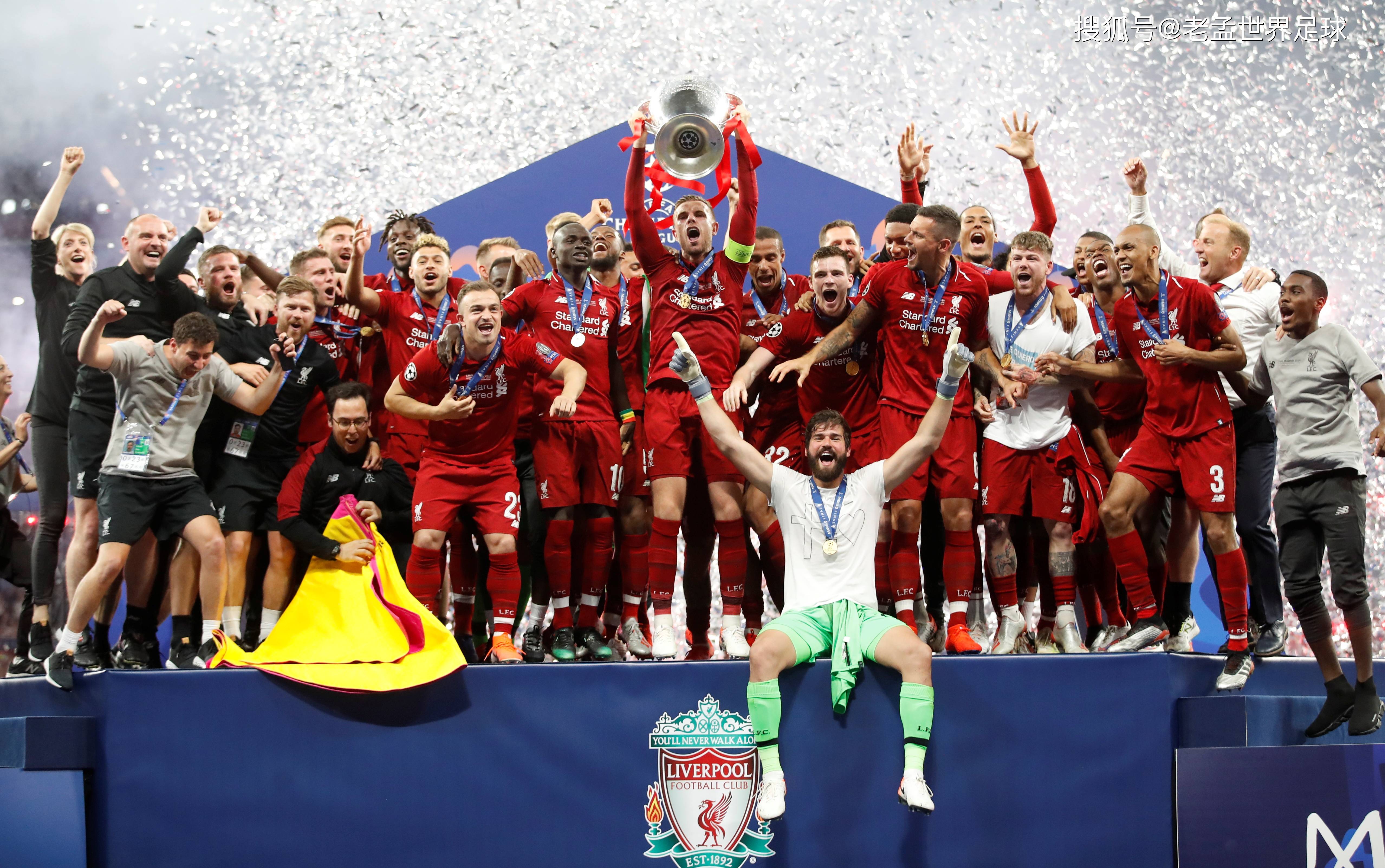 利物浦训练开放日;国际比赛日手感冰凉引欢呼;葡超在即;更衣室氛围转暖 利物浦训练开放日;国际比赛日手感冰凉引欢呼;葡超在即;更衣室氛围转暖