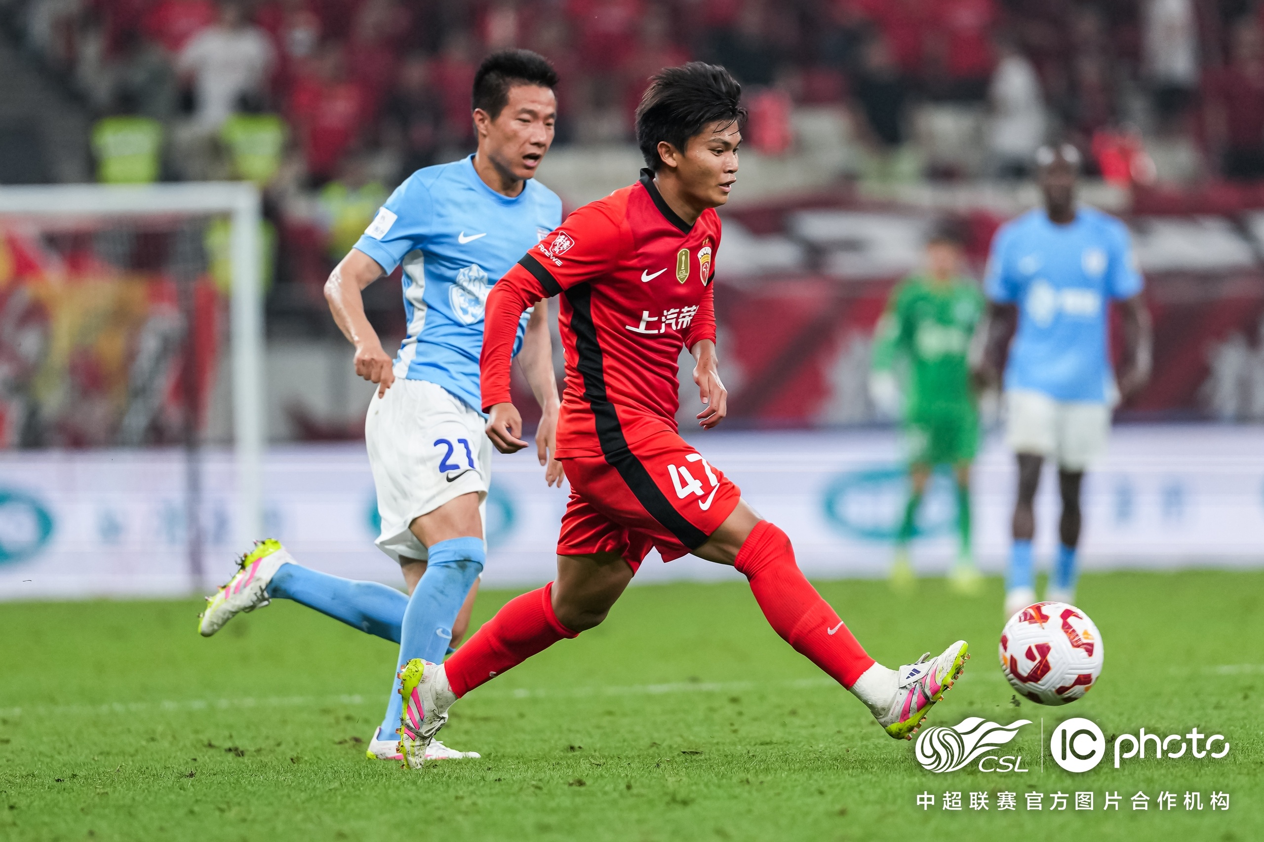 赛地聚焦:中超赛后热度飙升,阿森纳门线救险,悬念犹存,高层口径保持一致(f1赛车最高时速) 赛地聚焦:中超赛后热度飙升,阿森纳门线救险,悬念犹存,高层口径保持一致(f1赛车最高时速)